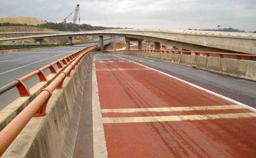 库车轻载防滑路面粘结材料