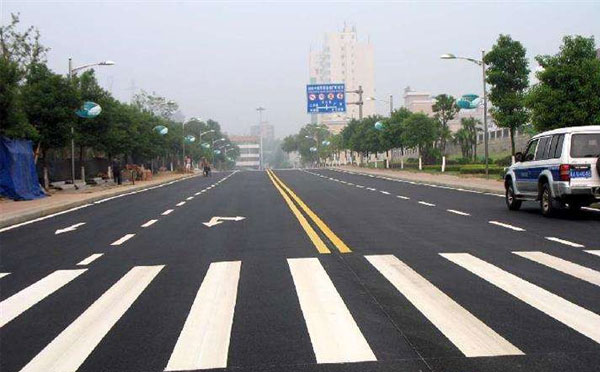 库车标线涂料在库车环氧地坪项目中的选择与应用