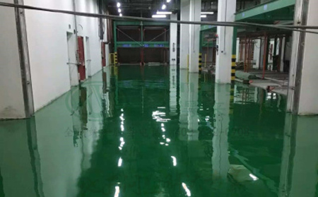 11月库车库车环氧地坪施工高峰来袭，梦得来化工多项目同步推进保交付